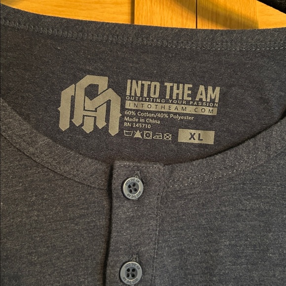 Into the AM never worn navy size XL Henley. - Picture 4 of 4